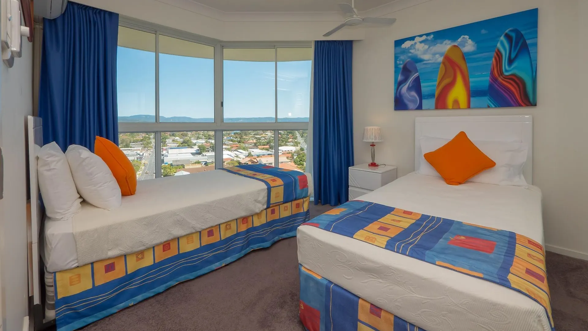 Burleigh Surf Apartments Gold Coast 4*,  Australia