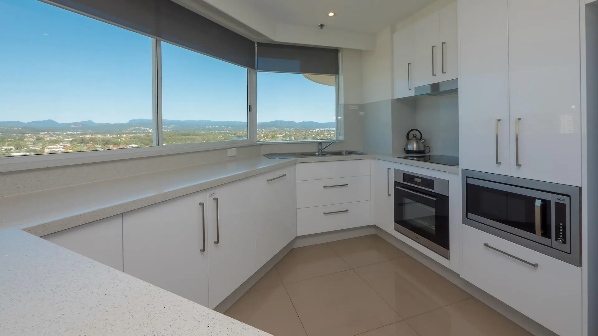 Burleigh Surf Apartments Gold Coast Australia