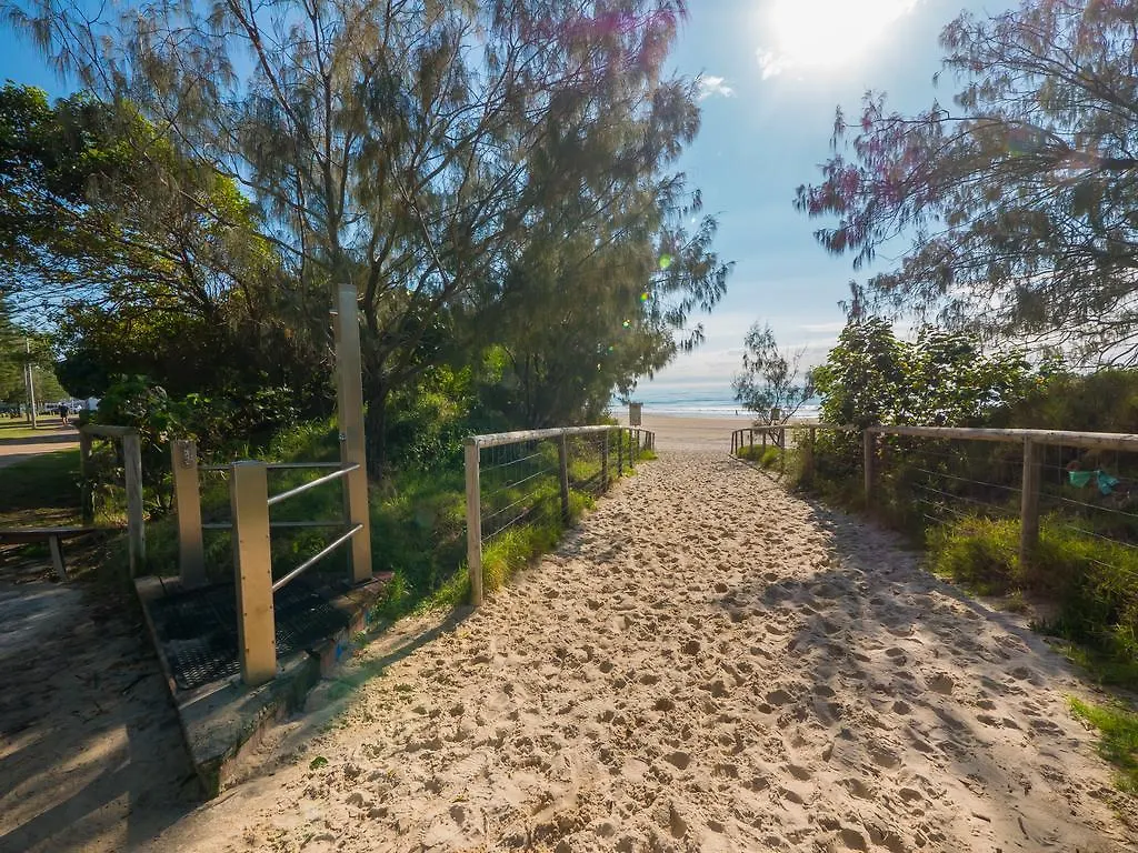 Burleigh Surf Apartments Gold Coast
