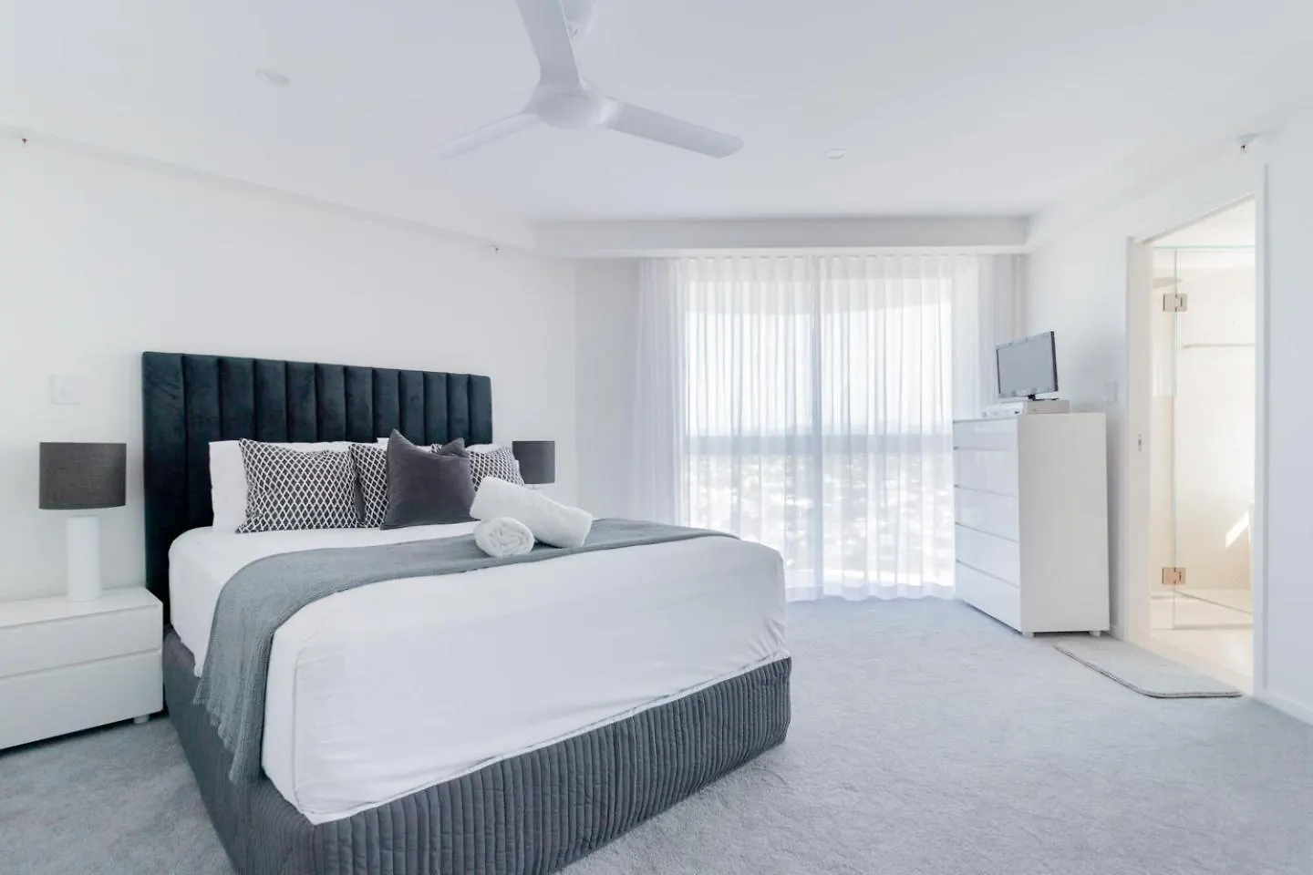 Aparthotel Burleigh Surf Apartments Gold Coast