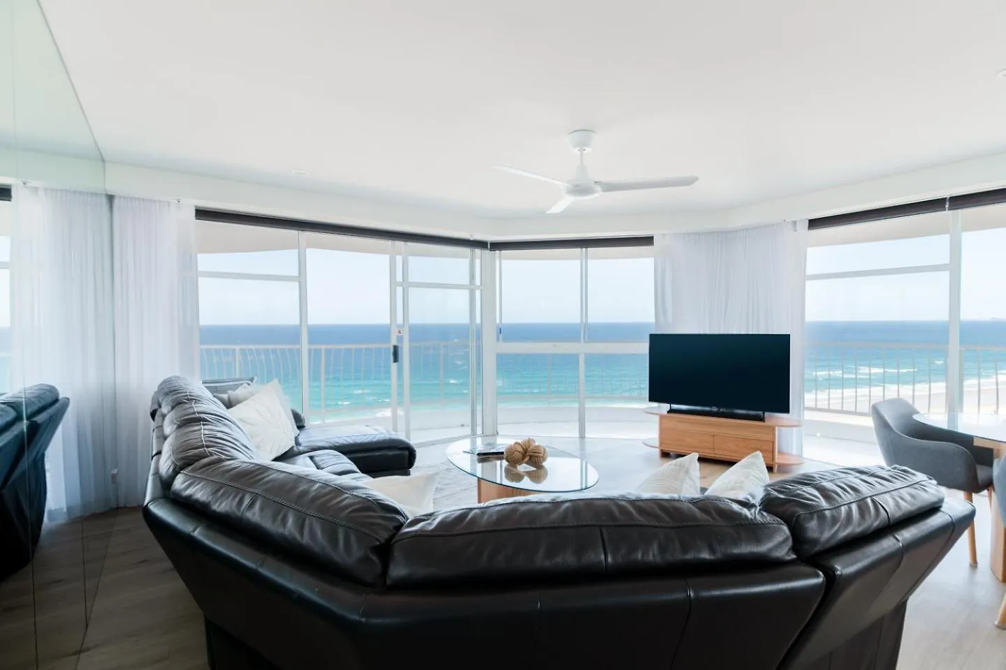 **** Aparthotel Burleigh Surf Apartments Gold Coast Australia