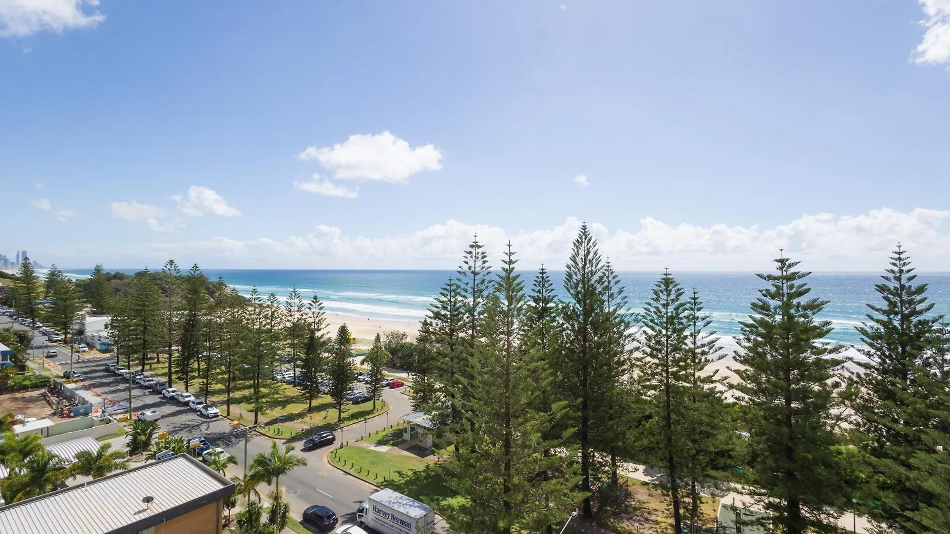 Aparthotel Burleigh Surf Apartments Gold Coast