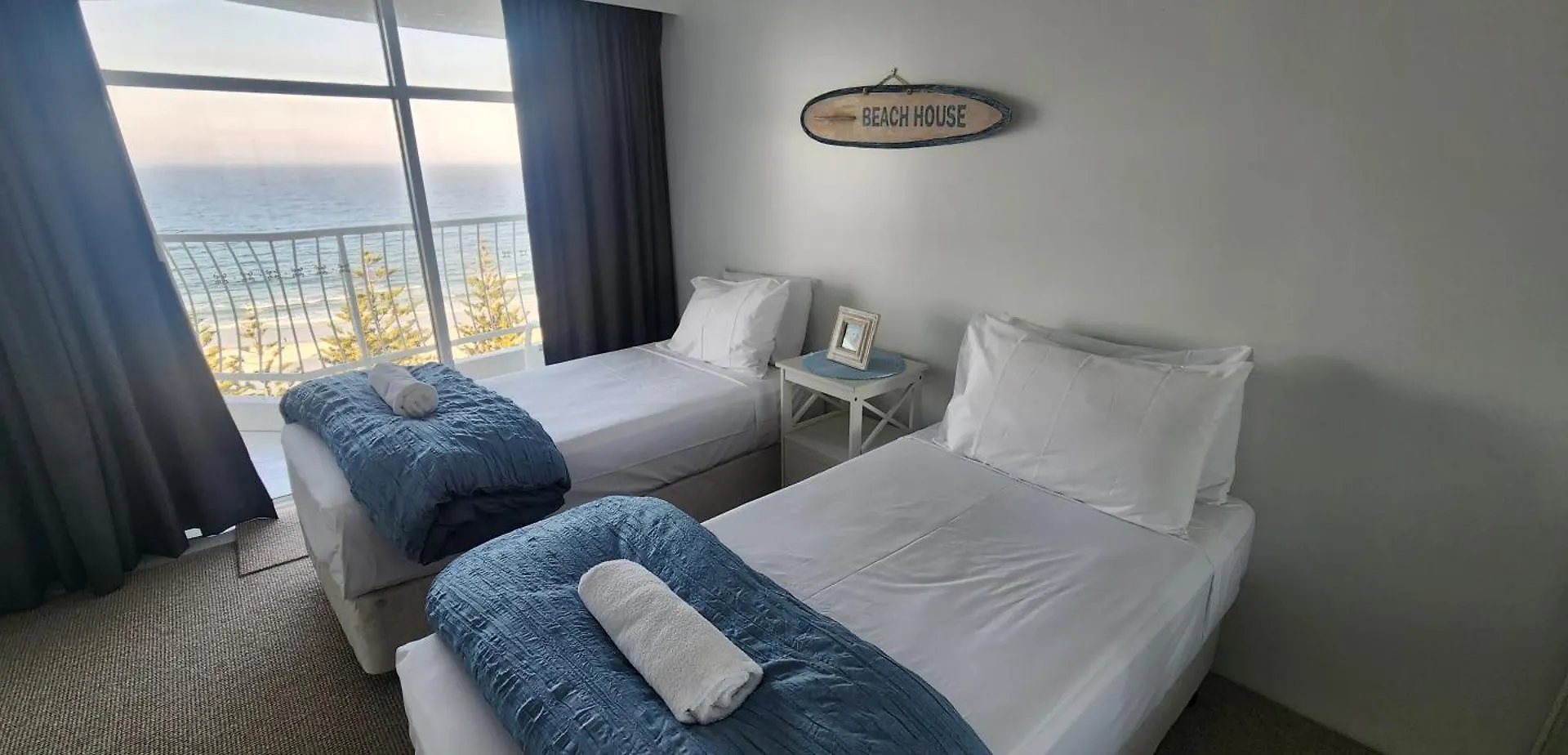 Burleigh Surf Apartments Gold Coast Aparthotel